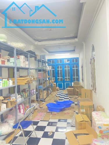 Nhà phố Chùa Bộc – Ô tô tránh – Kinh doanh – Thang máy – 45m2 – 6 tầng – 15 tỉ