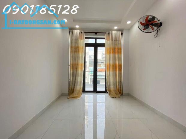 VTK2502-41

VY 68 -NGAY CHỢ PHÚ LÂM QUẬN 6 - HẺM XE HƠI THÔNG CÁCH MT BÀ HOM 1 CĂN - - 3