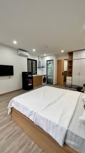 Cho thuê căn hộ 35m studio Lạc Long Quân 6,5tr/tháng ở ngay full đồ - 1