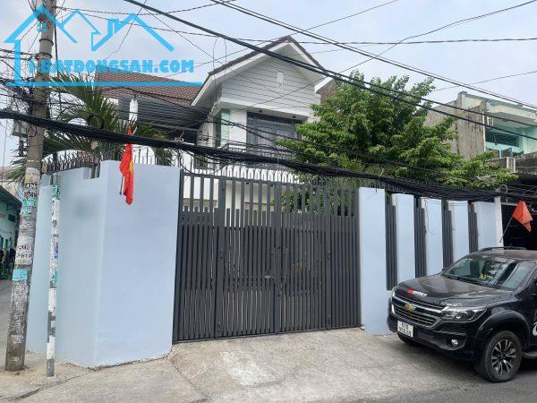 Bình Tân ! CHO THUÊ MB 10m x 14m , Trầng trệt Nhà Villa , MT đường khu kinh doanh sầm - 2