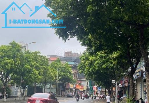 Bán nhanh nhà mặt phố Trường Lâm Long Biên 70m 3T MT4.1m giá 20 tỷ vỉa hè kinh doanh