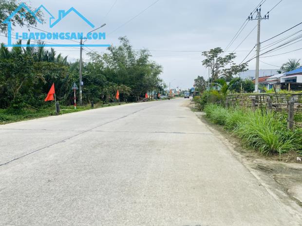 98m2 Full đất ở - Nằm sau lưng nhà văn hóa NHơn Bồi - Đường ô tô - Giá 500tr.