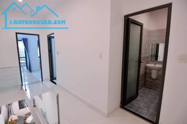 ♥ Nhà K Hoàng Diệu 36m2, kiệt gần dễ đi 2 tầng, xinh xắn sạch đẹp ở ngay, 2.4 tỷ - 2