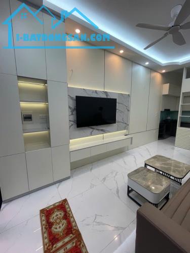 Bán nhà riêng view đẹp tại Khâm Thiên, Đống Đa, Hà Nội, 5,5 tỷ, 30 m2 - 1