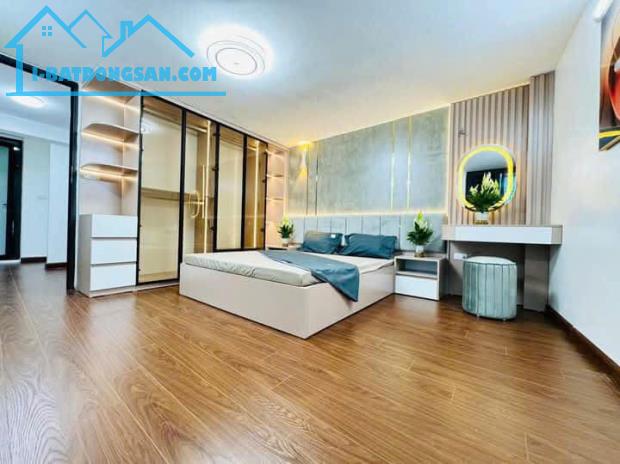 Nhà đẹp giá quá hợp lý, Hoàng Hoa Thám dân xây DT50m2 MT4.1m giá 6.9 tỷ - 2