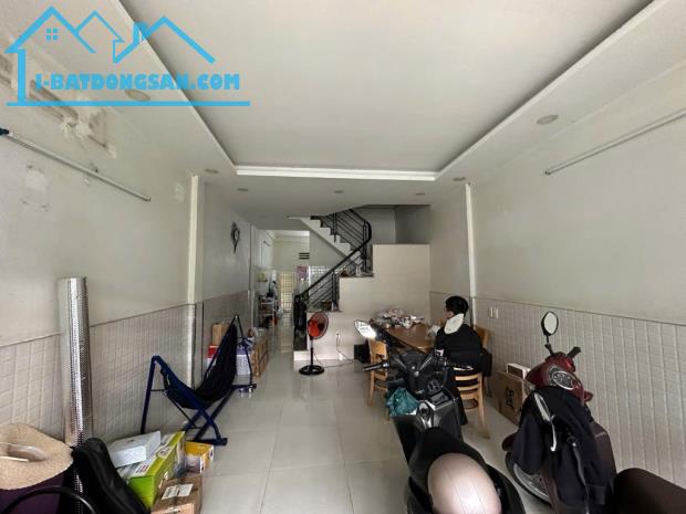 Nhà Hẻm xe hơi 6M ngay chợ Nhị Thiên Đường . Phường 5 Quận 8 . DT: 4x12m đất 48m2 hai lầu, - 1
