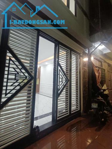 SIÊU PHẨM GIÁP BÁT-HOÀNG MAI-NHÀ MỚI Ở NGAY-HAI THOÁNG-FULL NỘI THẤT CƠ BẢN-DT 36m x 5
