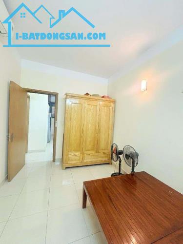 Nhà đẹp Đê La Thành 21m2 x 4 tầng, mt 3.5m2, 3 ngủ, ngõ thông kinh doanh, lô góc 2 thoáng. - 1