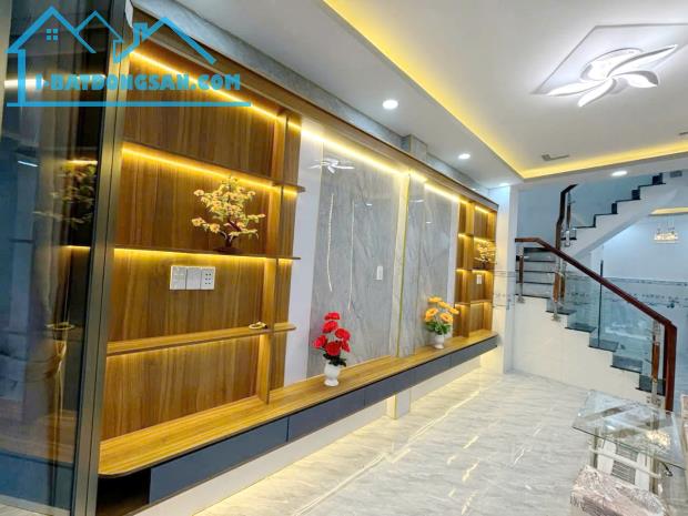 Nhà mới 100% 1 lầu Bùi Minh Trực P5Q8 full nội thất - 2