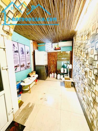 +Bán gấp nhà ở Lạc Long Quân, Tây Hồ, nhà 5 tầng, vỉa hè kinh doanh giá - 3