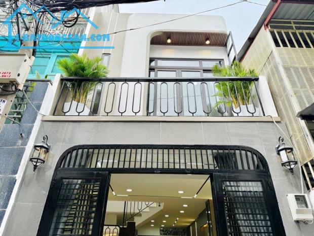 Bán Nhà Phố Quang Trung P10 40M² - Full Nội Thất - Chỉ 4 Tỷ Hơn