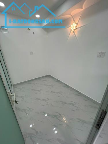 BÁN NHÀ QUẬN 6 - HẺM Ô TÔ - 2 TẦNG 2PN 2WC - NHỈNH 2 TỈ - 2