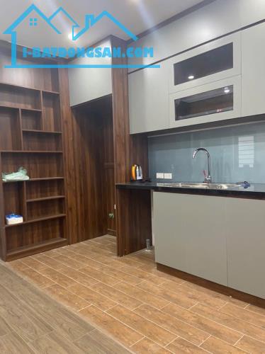 Nhà mới Koong - Full đồ nội thất cao cấp - Ô tô đỗ cửa vào nhà - Lô góc - Thang máy - 1