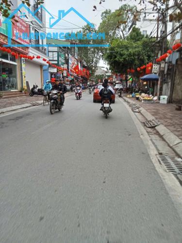 BÁN ĐẤT TRÂU QUỲ GIA LÂM HÀ NỘI Ô TÔ THÔNG DT 85M GIÁ 11.2 TỶ LH 0988009316 XEM VÀ CỌC MUA - 1