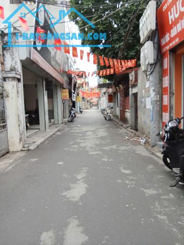 BÁN ĐẤT TRÂU QUỲ GIA LÂM HÀ NỘI Ô TÔ THÔNG DT 85M GIÁ 11.2 TỶ LH 0988009316 XEM VÀ CỌC MUA - 2