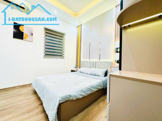 BÁN NHÀ ĐẸP SIÊU HIẾM LÊ DUẨN –ĐỐNG ĐA DT 29M 5TẦNG MT 4.2M GIÁ 5.1TỶ 20M RA ÔTÔ - 2