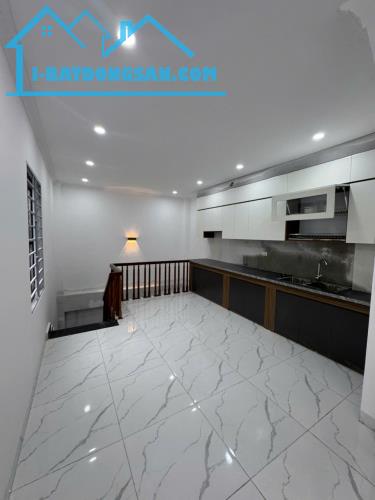 Nhà riêng 40m2 Đường Lạc Thị, Xã Ngọc Hồi, Thanh Trì , với DT: 40m², giá 6,25 tỷ - 1