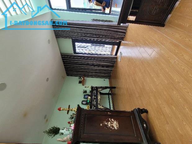 NHÀ CỰC ĐẸP PHẠM VĂN ĐỒNG - 5 PHÚT RA SÂN BAY - HXH - DT103M² - 4 TẦNG LẦU - NHỈNH 12 TỶ - 5