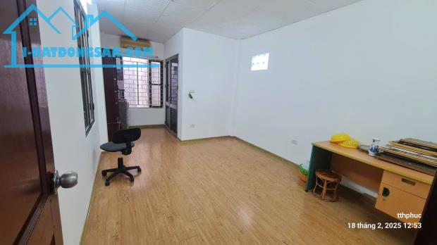 Bán nhà mặt phố Khuất Duy Tiến, DT 86/100m, 4 tầng, MT 4.3m, giá 45 tỷ.
