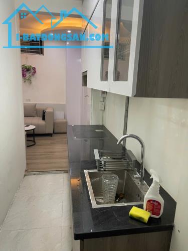 Tài chính 4,5 tỷ sở hữu ngay ngôi nhà 5 tầng tại phố Nhân Hòa sát đường Vũ Trọng Phụng - 2