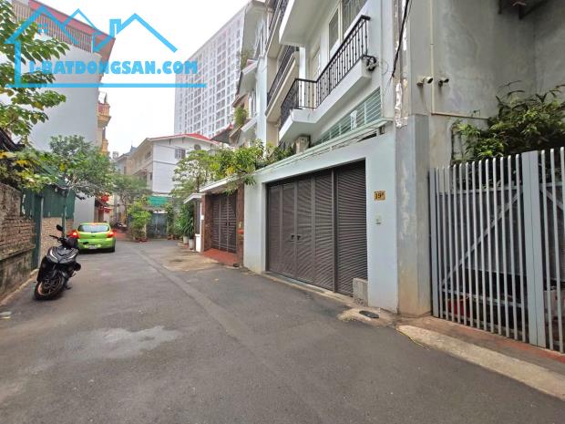 BÁN NHÀ MẶT NGÕ 2 THOÁNG TRƯỚC SAU 26 TỶ 90m 5 TẦNG MT 5m Ô TÔ TRÁNH LẠC LONG QUÂN TÂY HỒ