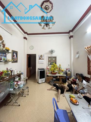 MẶT TIỀN T6 TÂY THẠNH TÂN PHÚ. XE ĐỖ NGÀY ĐÊM 80m2 (4x20) 3 tầng. Giá chỉ 14.2 tỷ TL - 4