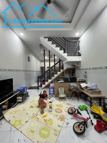 Ngay Góc Nguyễn Thị Tú & Lê Trọng Tấn - Bình Tân,  Đường 10m thông - 83m2 - 2 tầng - 4,6 - 2