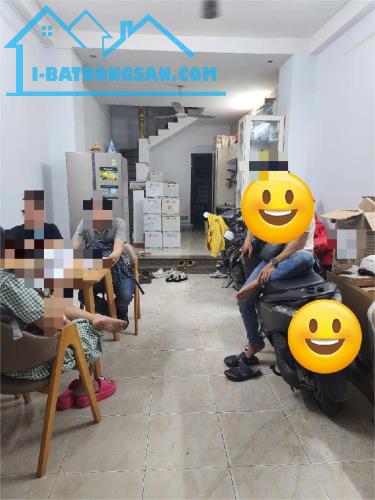 Nhỉnh 7 tỷ Nhà 66m2 3Tầng 5PN Hẻm Xe Tải Ngay Ngã Tư Lạc Long Quân Âu Cơ Tân Phú