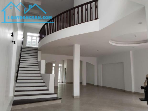 +NGỌC THỤY -LONG BIÊN-DT170/222M2- 4T-MT10M -NHỈNH 26 TỶ (đàm phán).  + Vị trí ĐẮC ĐỊA MẶT - 3
