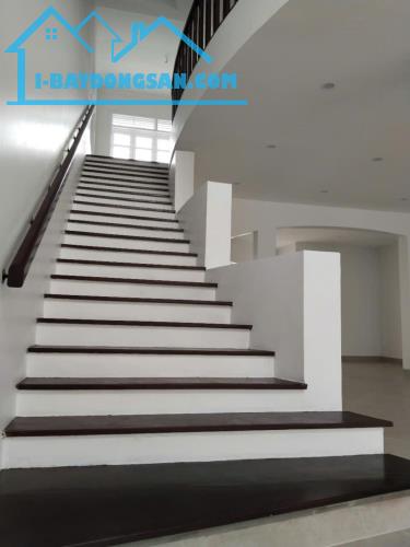 +NGỌC THỤY -LONG BIÊN-DT170/222M2- 4T-MT10M -NHỈNH 26 TỶ (đàm phán).  + Vị trí ĐẮC ĐỊA MẶT - 4