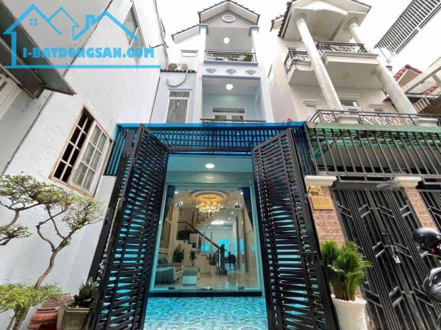 Bán Nhà 2 Lầu Hẻm Xe Hơi 1979 Huỳnh Tấn Phát - 4m x 14m - Giá: 5 Tỷ 500 triệu