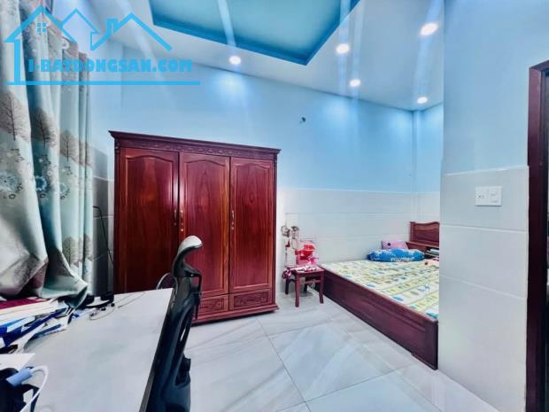BÁN CĂN HỘ DỊCH VỤ ĐƯỜNG SỐ 4, HIỆP BÌNH PHƯỚC, THỦ ĐỨC 200M2 3 TẦNG,24 PHÒNG -GIÁ 16 TỶ - 1