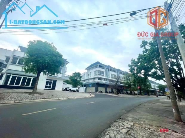 Nhà bán phường Thống Nhất gần khu Văn Hoa Villas; sổ hồng 136m2 ngang 14.8m giá 9.1 tỷ - 1