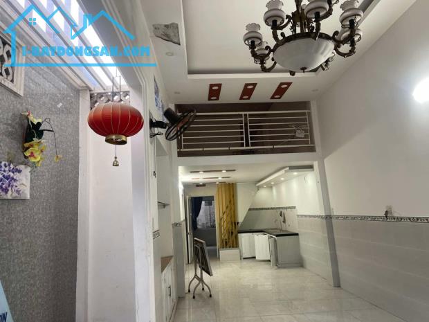 🏠💥 Bán nhà Thạnh Xuân 38 Diện tích 72m   chỉ  nhỉnh hơn 3.xtỷ   ✍️ Kết cấu : 1trệt, 1g - 3