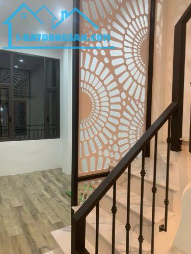 Trương Định 32m2 5 tầng 6 phòng ngủ , ngõ thông . Giá 5,85 tỷ - 3