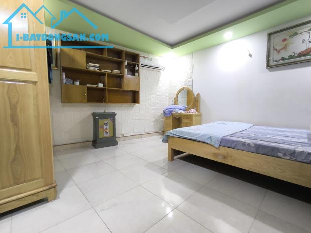 NHÀ 2 TẦNG HẺM 4M SẠCH SẼ- VỊ TRÍ ĐẸP TIỆN DI CHUYỂN - 2/TTH21 - TÂN THỚI HIỆP QUẬN 12 - 4 - 3
