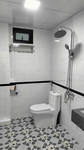 Bán nhà Đa sỹ,Kiến hưng rẻ nhất hà Đông, 30mx4,5 tầng xây mới, oto đỗ cách 30m.Quanh 5 tỉ - 3