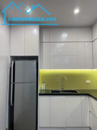 Cho thuê căn hộ 2 ngủ, 2 vệ sinh tại Berriver Nguyễn Văn Cừ, giá: 15tr/th. - 1