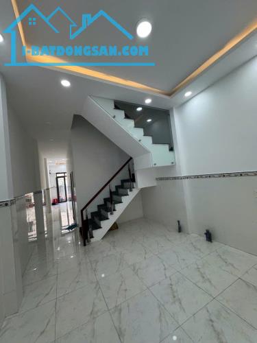 Nhà mới, Tỉnh Lộ 10, BTĐ, Bình Tân (73m2 - 4 x 18 x 2T) giáp Quận 6, chỉ 4,7 tỷ TL - 1