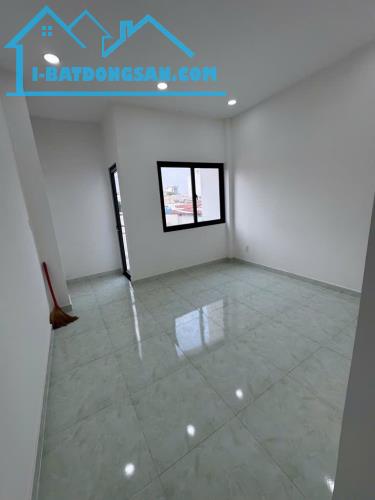 Nhà mới, Tỉnh Lộ 10, BTĐ, Bình Tân (73m2 - 4 x 18 x 2T) giáp Quận 6, chỉ 4,7 tỷ TL - 2