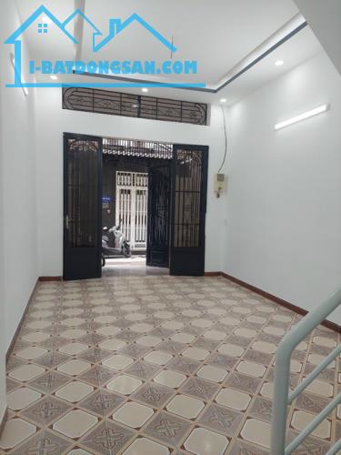 Bán nhà Phú Thọ Hòa, Tân Phú, 52m2, 3 tầng, cách mặt tiền đường 20m, giá nhỉnh 5 tỷ - 2