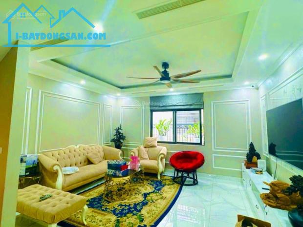 Bán nhà phố Xuân Đỉnh 60m2, xây 5 tầng, giá 13,5 tỷ, ô tô vào nhà - Lô Góc, mới đẹp - 2