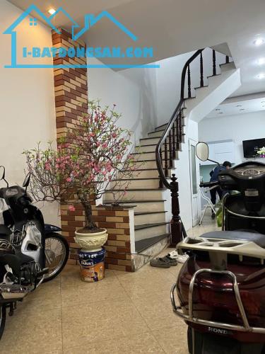 SIÊU PHẨM QUẬN CẦU GIẤY - NGÕ Ô TÔ, 20M RA OTO - NHÀ ĐẸP, Ở NGAY- 7.75 tỷ Quan Hoa 35m, 5 - 1