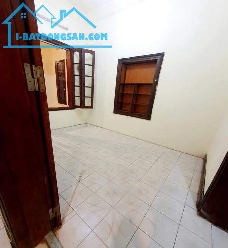Cho thuê nhà làm VP, CHDV, Home Stay Phố Đội Cấn, B,Đình, 2 tầng, 52m2, 3PN, 2 WC, 13 Tr - 1