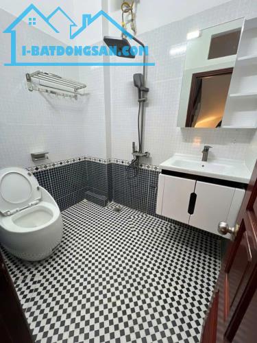 Bán Nhà 5 tầng ngõ 68 đường Cầu Giấy - 3