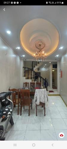 Bán nhà  Láng Hạ mặt ngõ thông nhà đẹp dân xây nở hậu 2 thoáng 40m giá 7.9 tỷ .