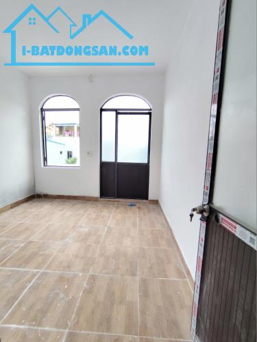 BÁN NHÀ 1.59 TỶ 3 TẦNG 40M2 ( TÂY BẮC ) NGÕ RỘNG PHÙ NGHĨA - 1