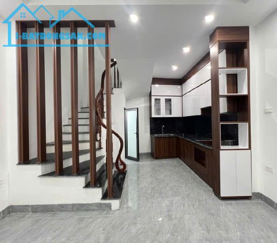 HIẾM-BÁN NHÀ-NGỌC THUỴ-LONG BIÊN-Ô TÔ ĐỖ CỔNG-3 THOÁNG-30m2 ,5 TẦNG,5.73 Tỷ - 1