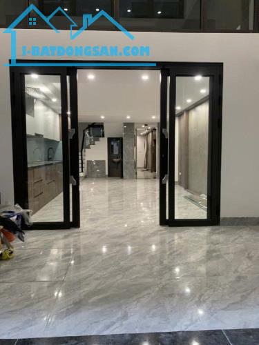 NGUYỄN VĂN CỪ - 53M NHÀ MỚI, 6 TẦNG THANG MÁY - TẶNG NỘI THẤT - HƠN 10 TỶ