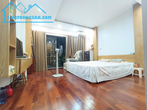 Giá cực rẻ ngõ 73 Nguyên Hồng Đống Đa, đường ôtô tránh, kinh doanh-văn phòng, 61m, 19.9 tỷ - 5